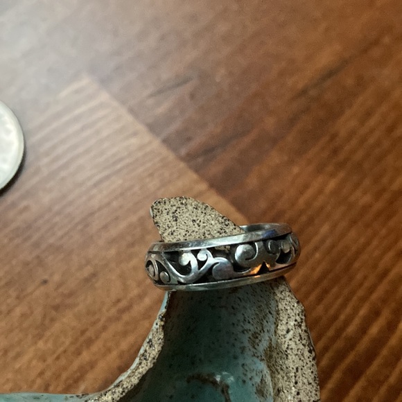 NWOT Beautiful Premier Designs ring size 6 - Picture 4 of 5